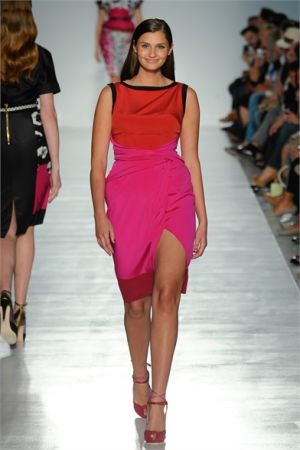 c28-Dresses for plus size - Elena Miro Spring Summer 2012 Ready-To-Wear Collection.jpg